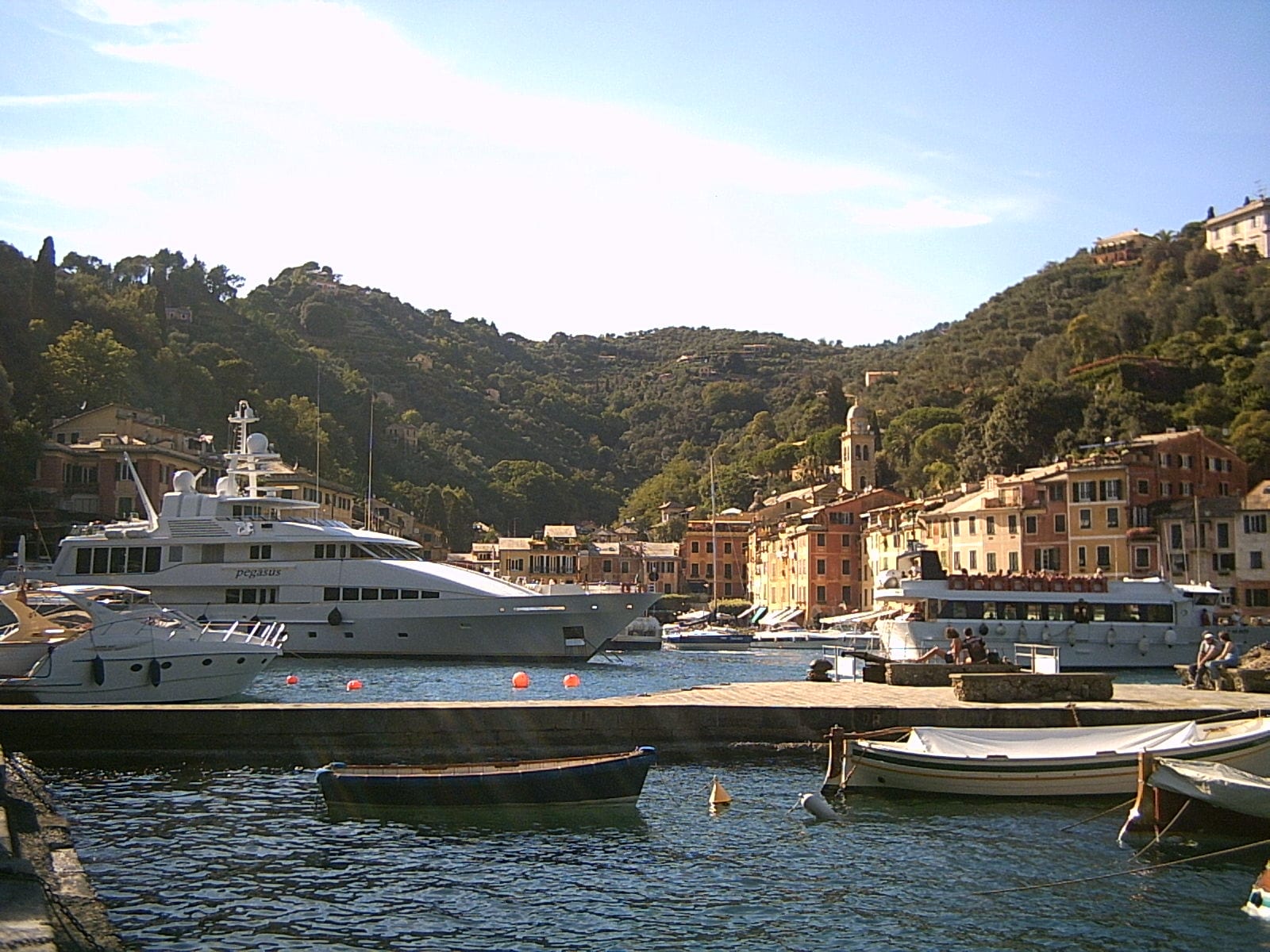 Comparing Tuscany cruise excursion options from La Spezia